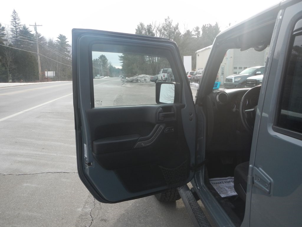 Jeep Wrangler Unlimited Sport 4WD 2015