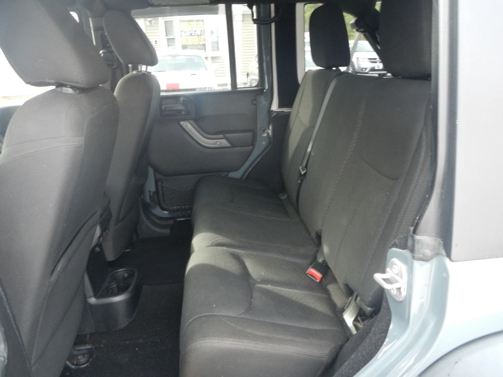 Jeep Wrangler Unlimited Sport 4WD 2015