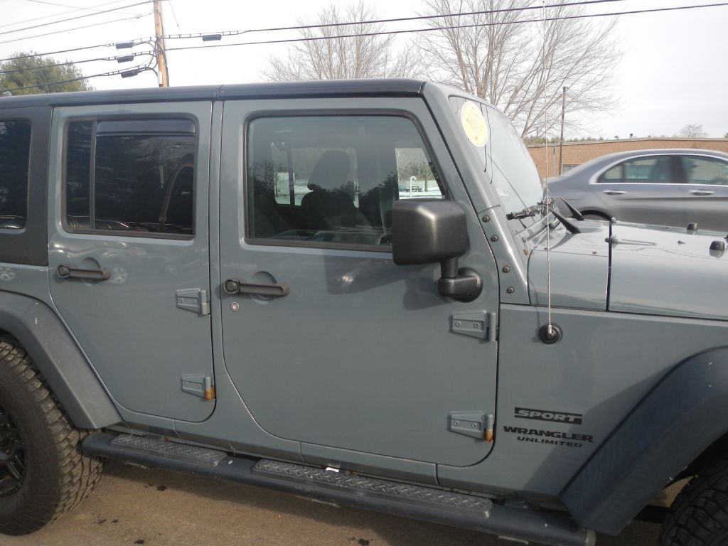 Jeep Wrangler Unlimited Sport 4WD 2015