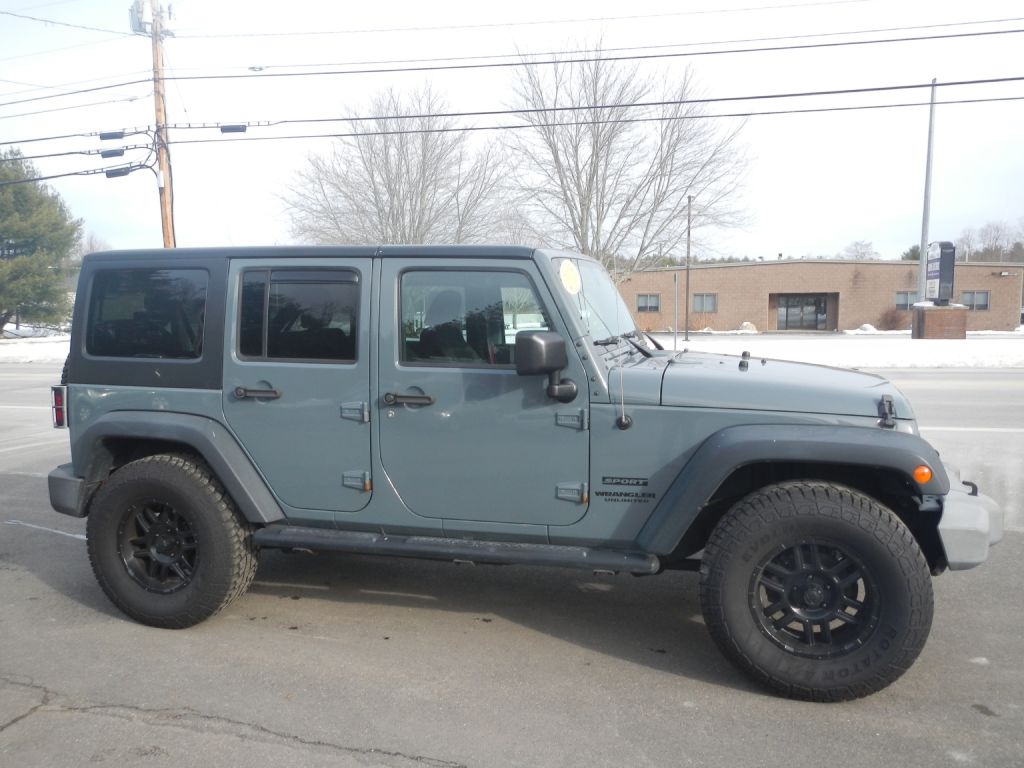 Jeep Wrangler Unlimited Sport 4WD 2015