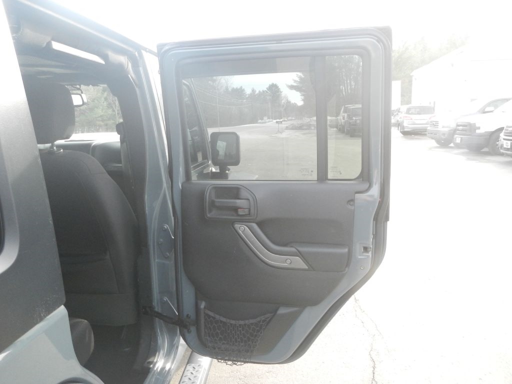 Jeep Wrangler Unlimited Sport 4WD 2015