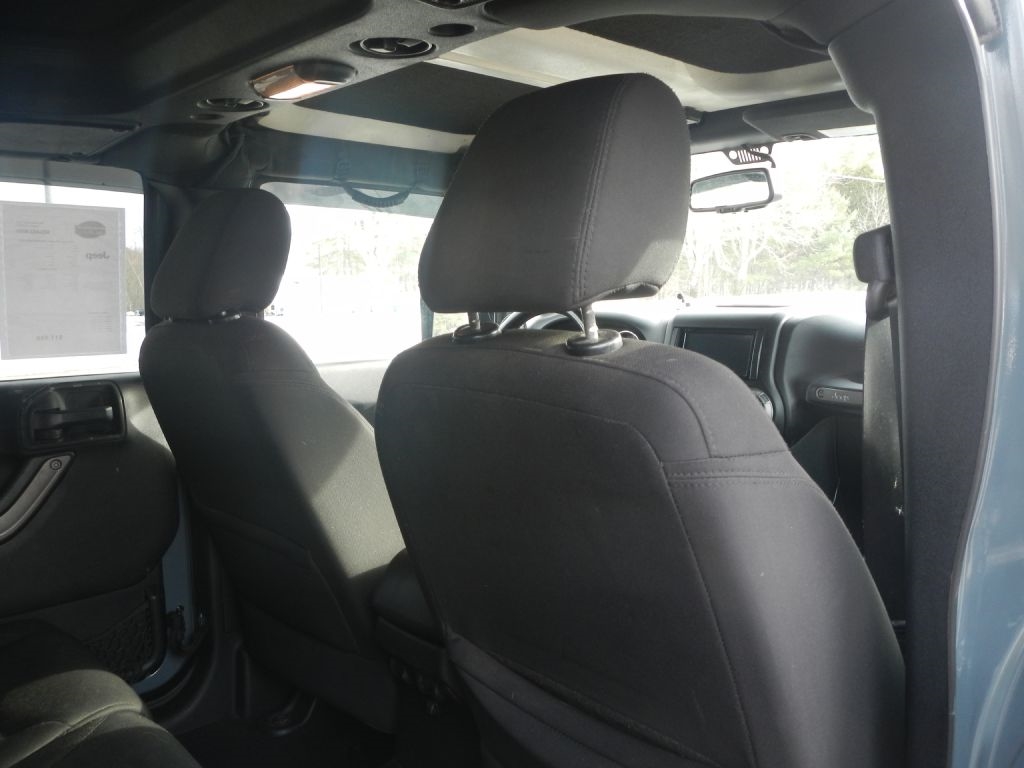 Jeep Wrangler Unlimited Sport 4WD 2015