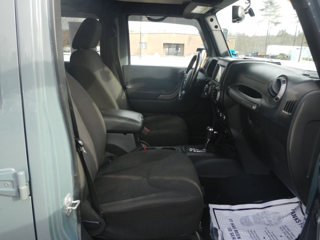 Jeep Wrangler Unlimited Sport 4WD 2015