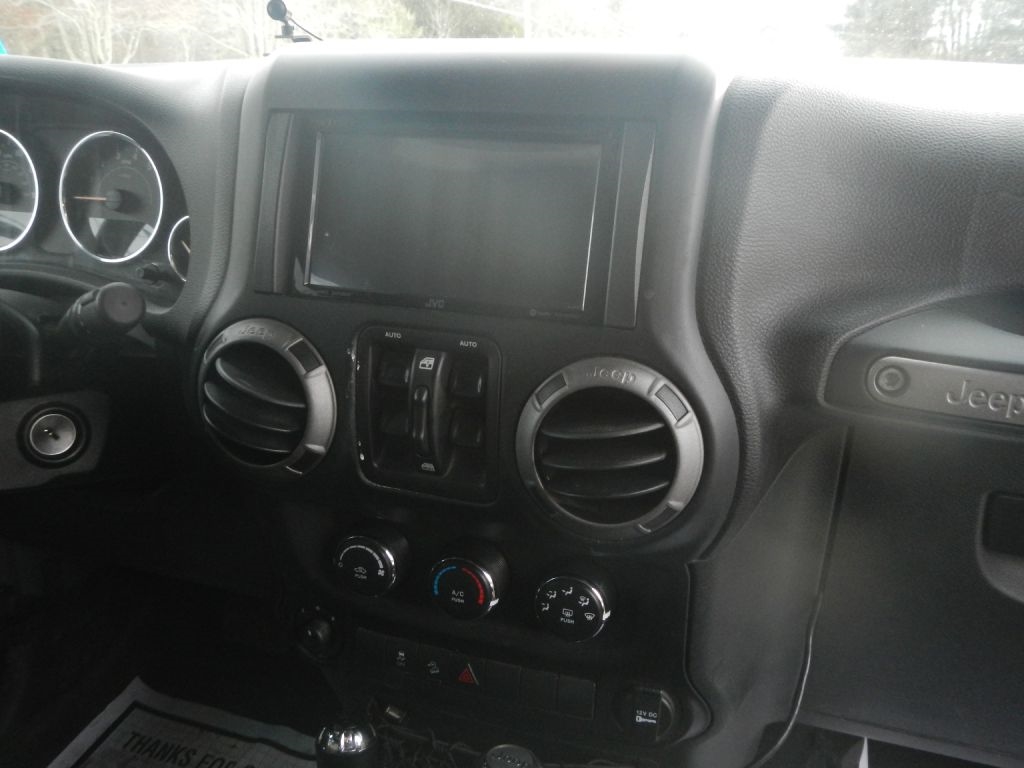 Jeep Wrangler Unlimited Sport 4WD 2015