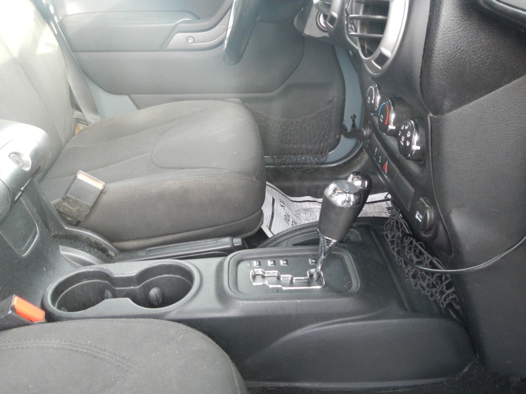 Jeep Wrangler Unlimited Sport 4WD 2015