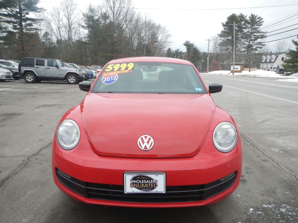 Volkswagen Beetle  2012