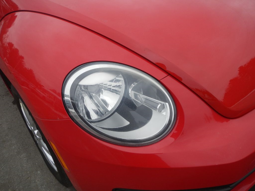 Volkswagen Beetle  2012