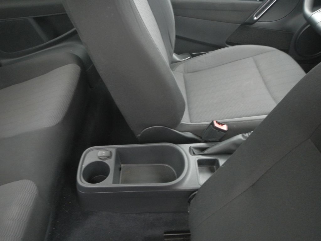 Volkswagen Beetle  2012