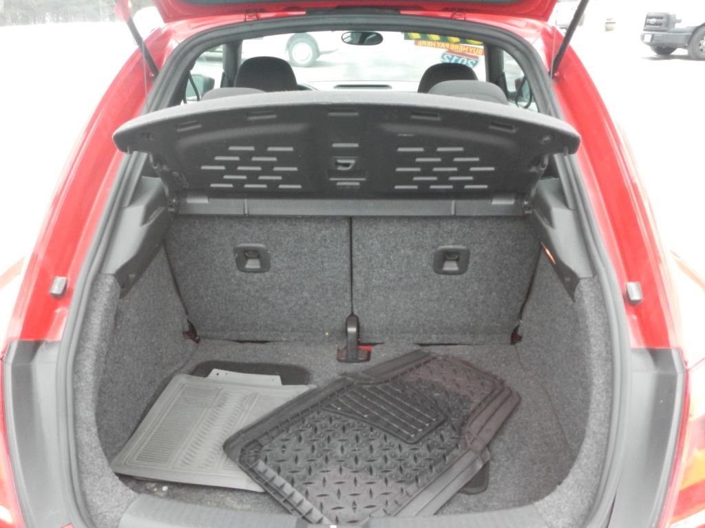 Volkswagen Beetle  2012