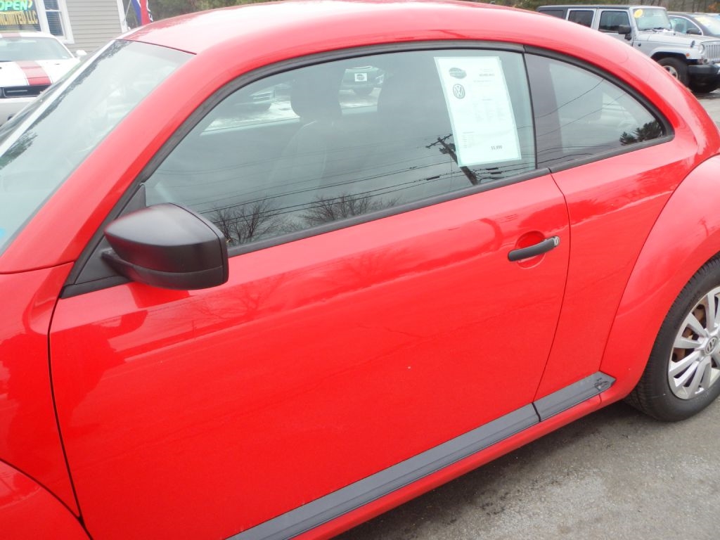 Volkswagen Beetle  2012