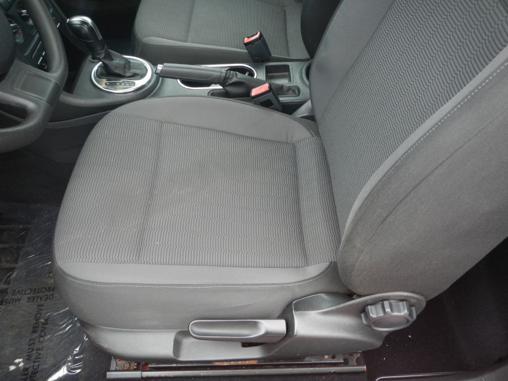 Volkswagen Beetle  2012