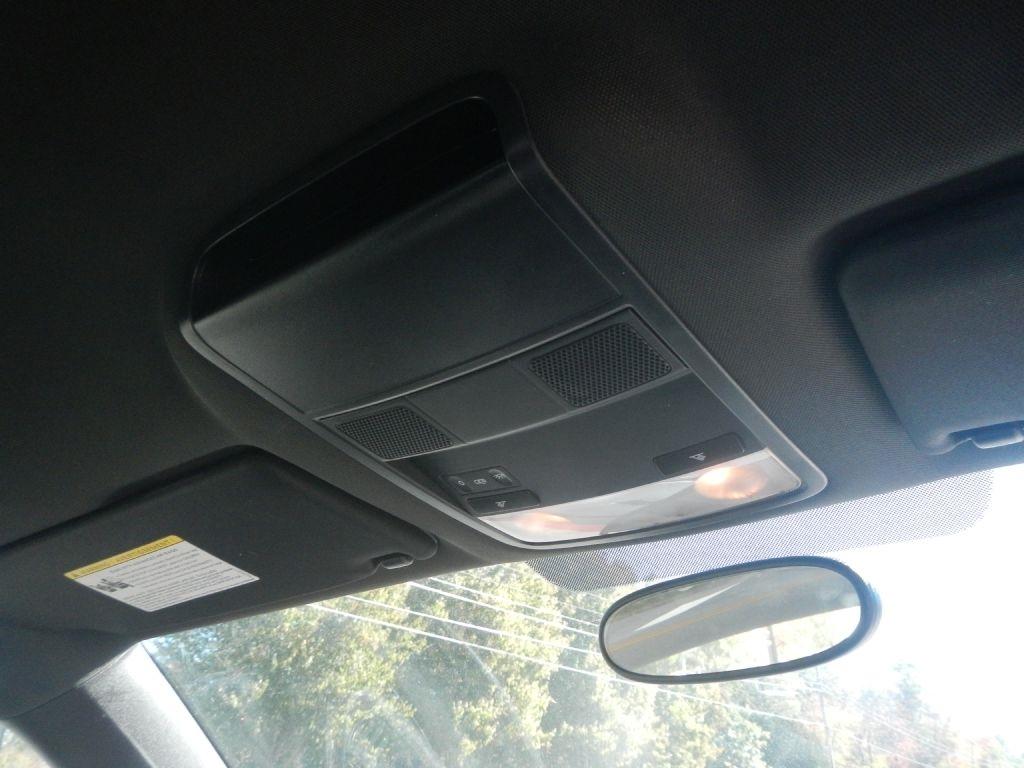 Volkswagen Beetle  2012