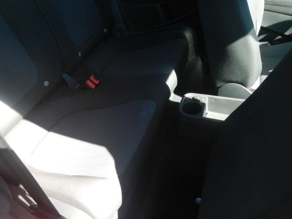 Volkswagen Beetle  2012