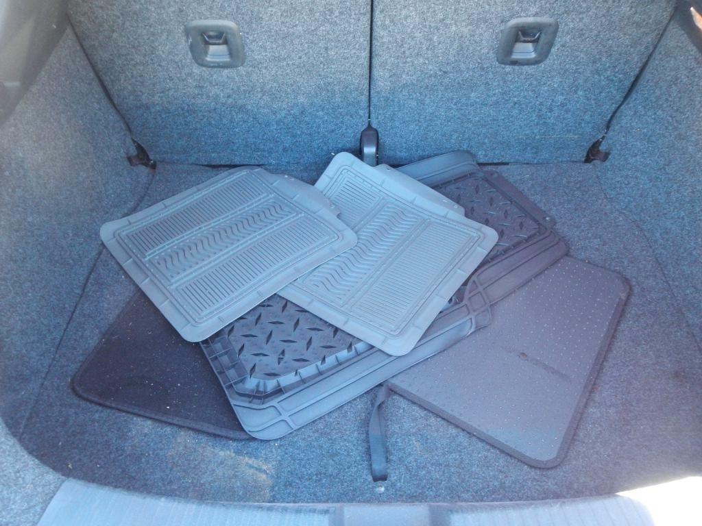 Volkswagen Beetle  2012