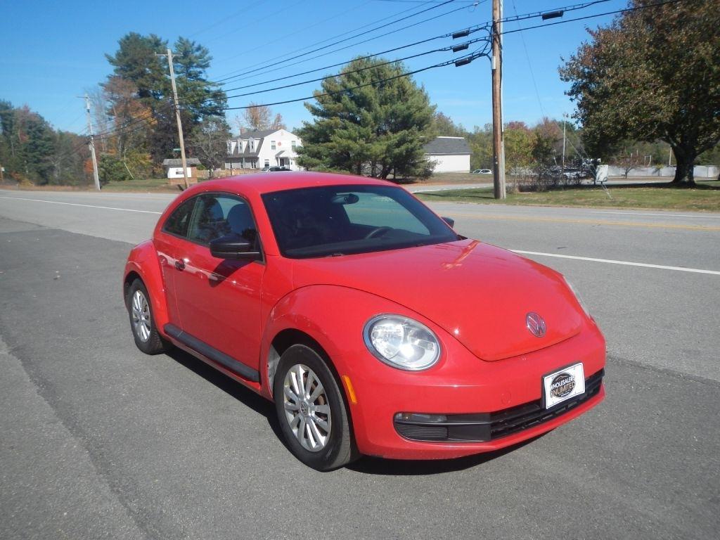Volkswagen Beetle  2012