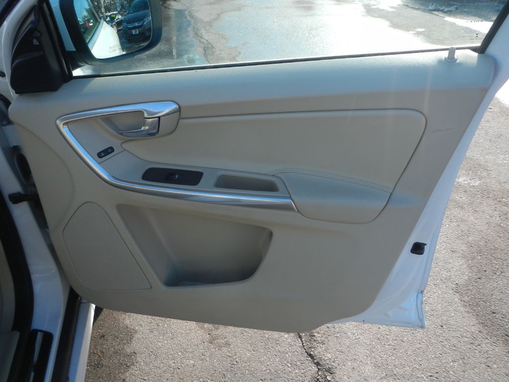 Volvo XC60 T5 Platinum AWD 2016