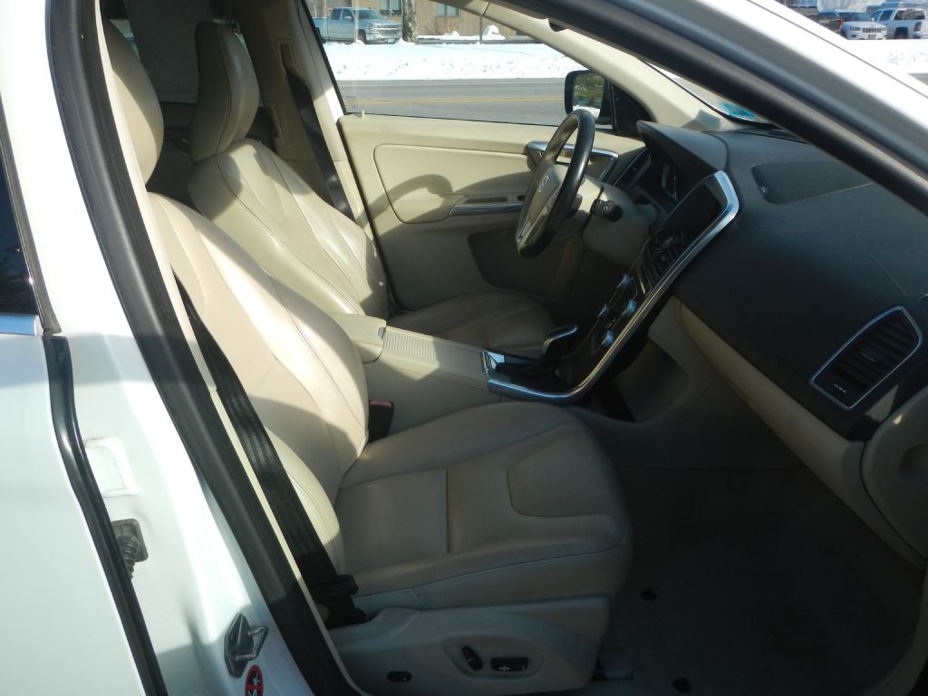 Volvo XC60 T5 Platinum AWD 2016