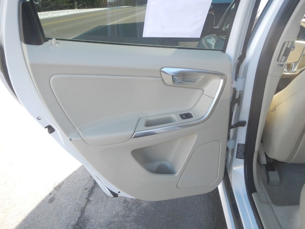 Volvo XC60 T5 Platinum AWD 2016