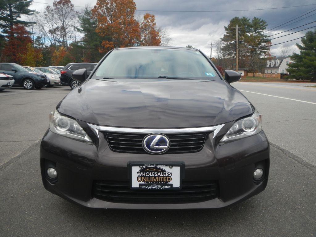 Lexus CT 200h Base 2011 Lexus CT 200h Base 2011