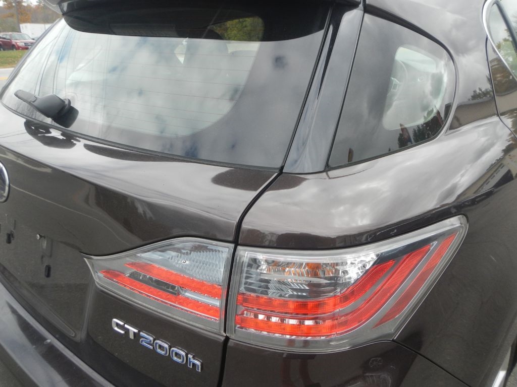 Lexus CT 200h Base 2011 Lexus CT 200h Base 2011