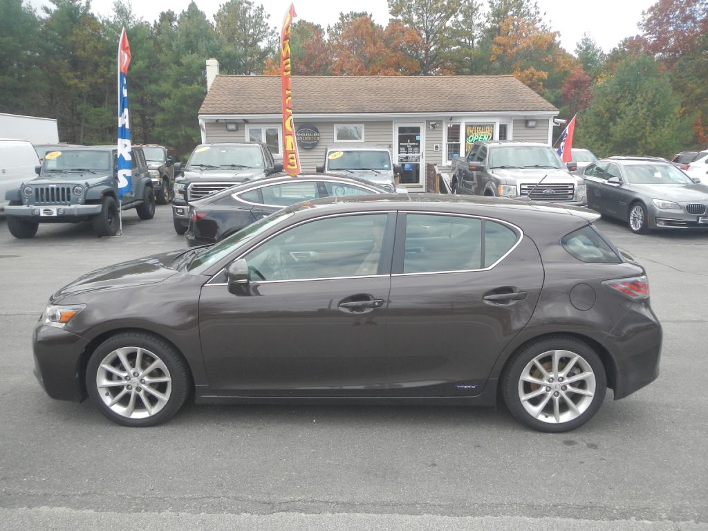 Lexus CT 200h Base 2011 Lexus CT 200h Base 2011
