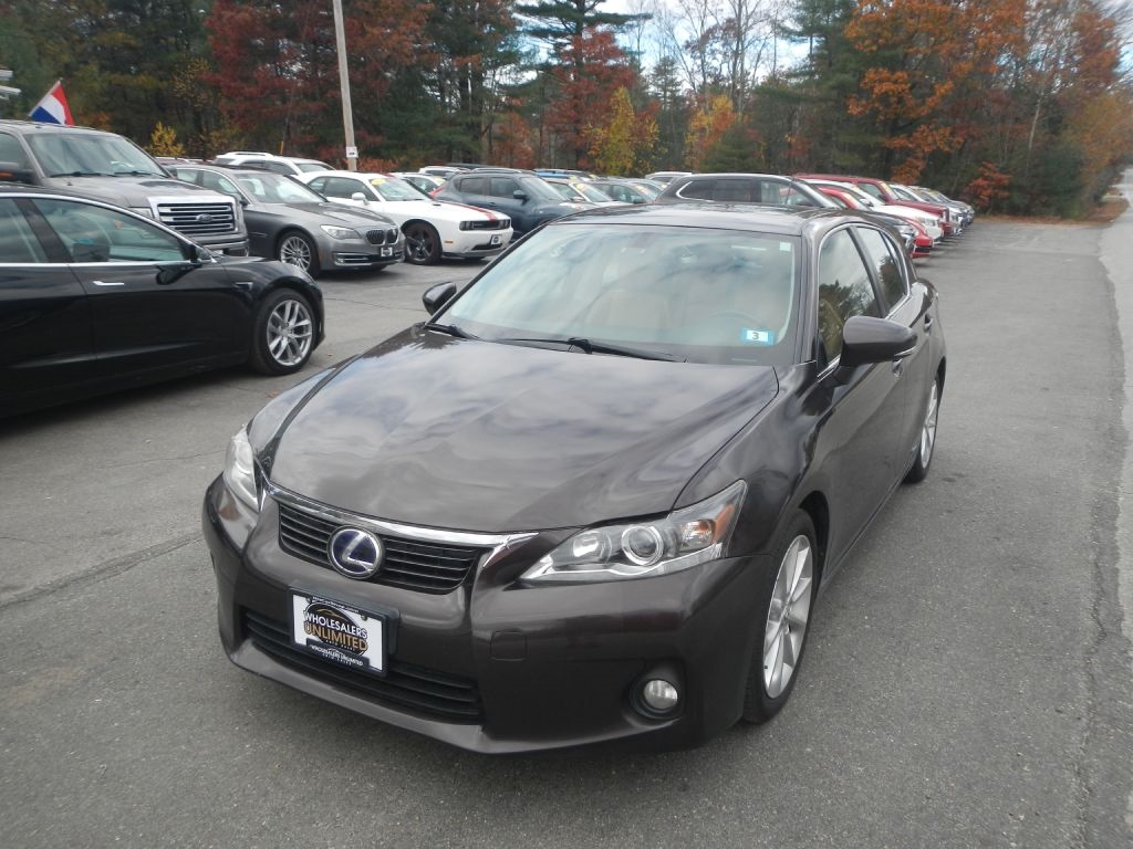Lexus CT 200h Base 2011 Lexus CT 200h Base 2011