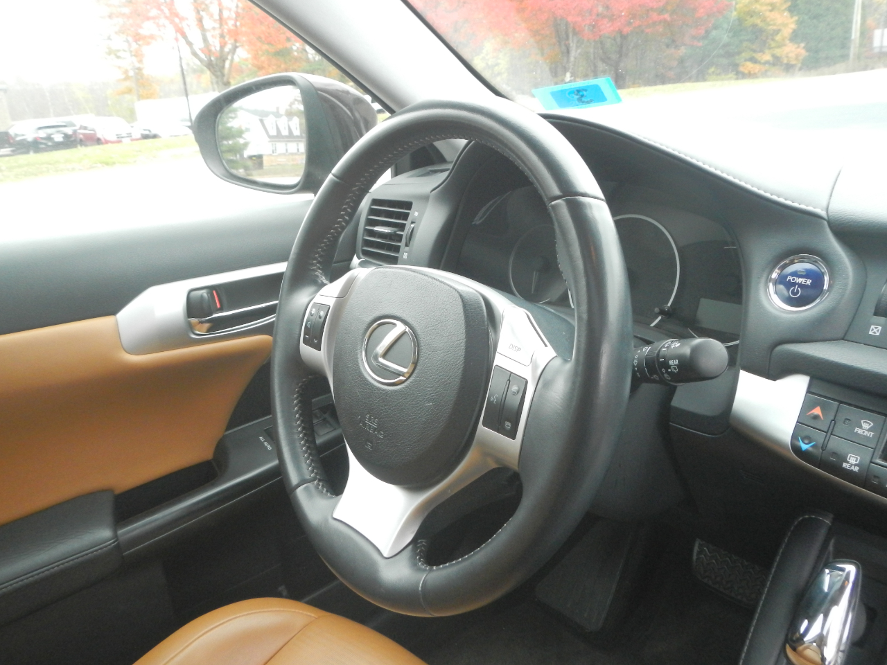 Lexus CT 200h Base 2011 Lexus CT 200h Base 2011