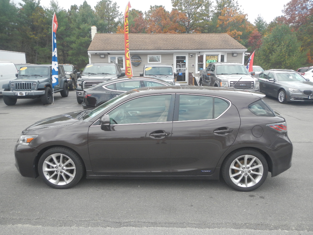 Lexus CT 200h Base 2011 Lexus CT 200h Base 2011