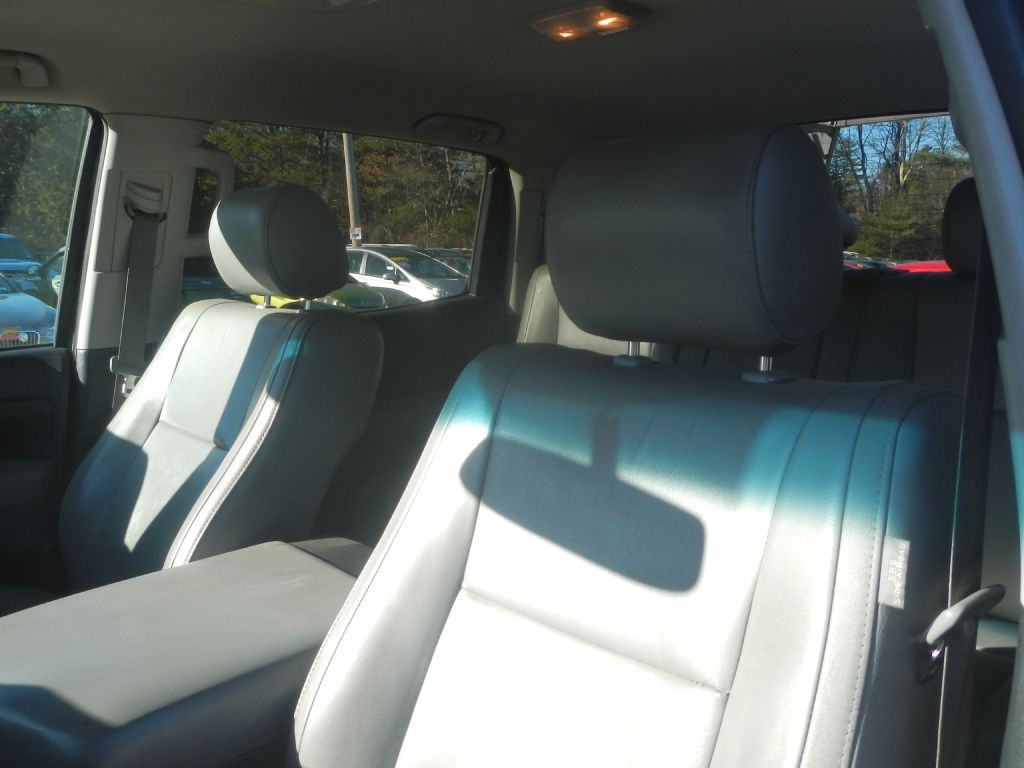 Toyota Tundra Limited CrewMax 6AT 4WD 2007