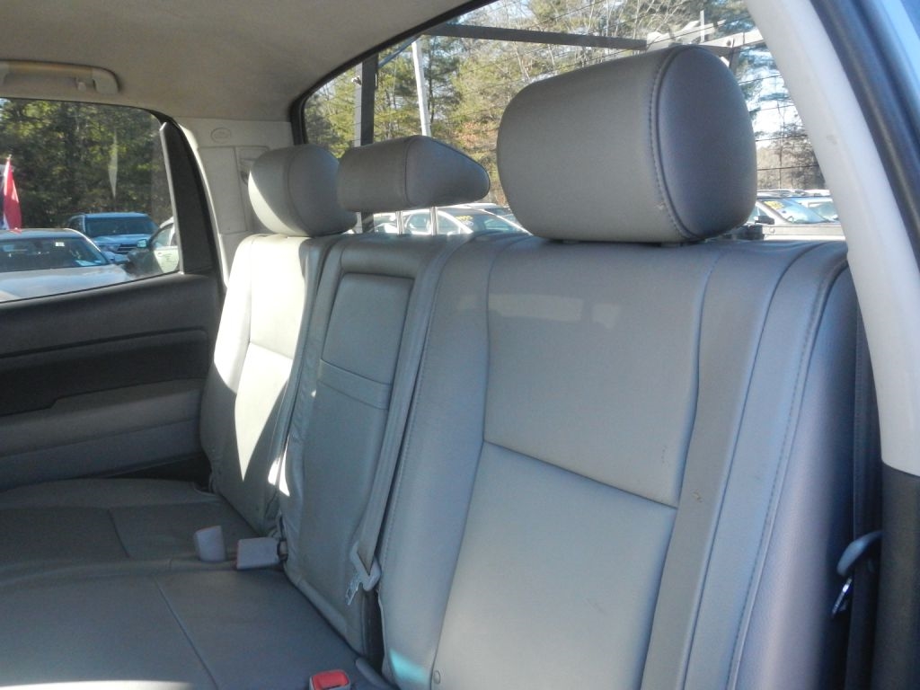 Toyota Tundra Limited CrewMax 6AT 4WD 2007