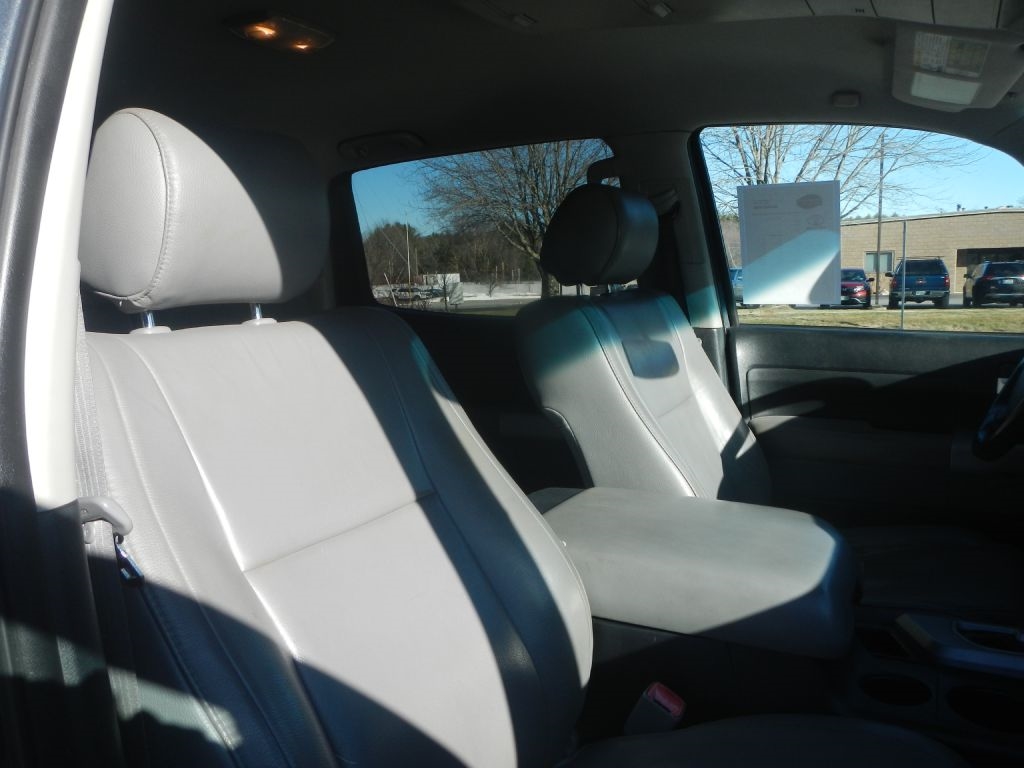 Toyota Tundra Limited CrewMax 6AT 4WD 2007