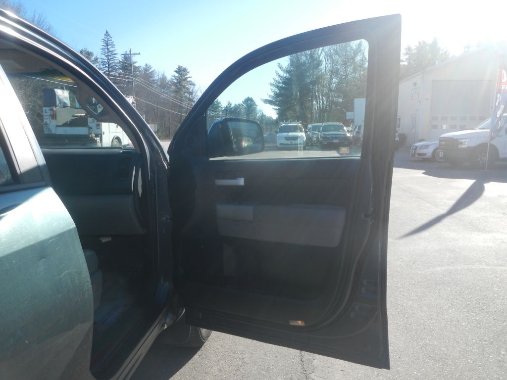 Toyota Tundra Limited CrewMax 6AT 4WD 2007