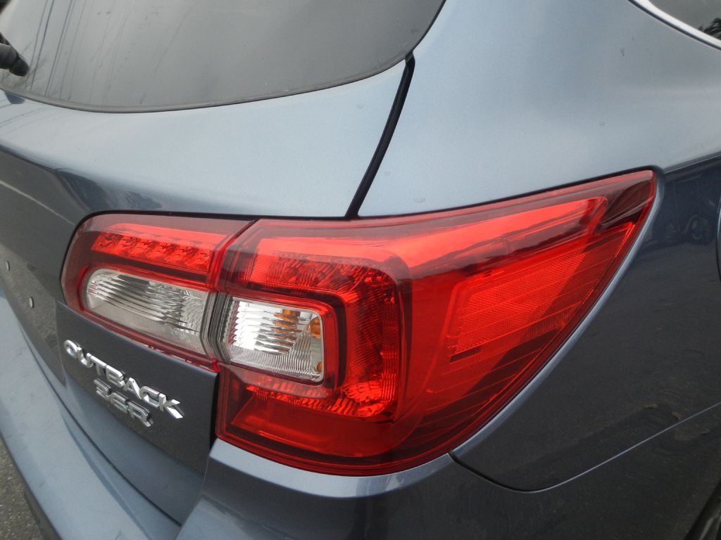 Subaru Outback 3.6R Limited 2017