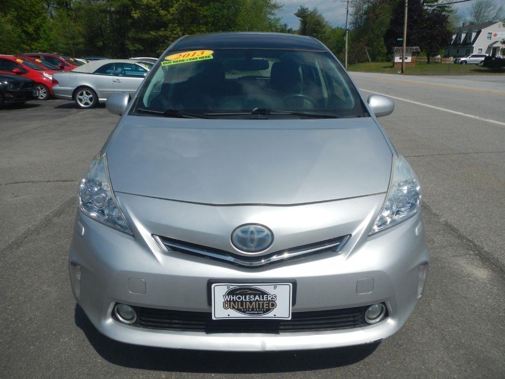 Toyota Prius V Five 2013
