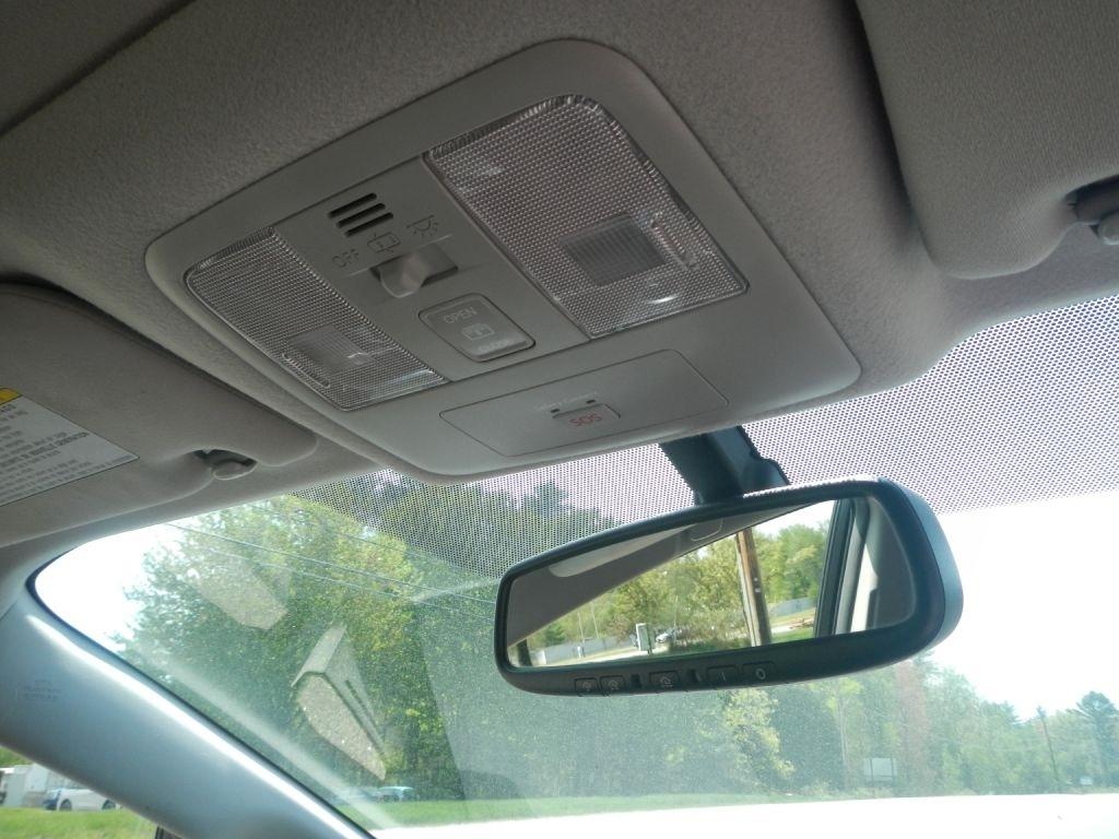 Toyota Prius V Five 2013