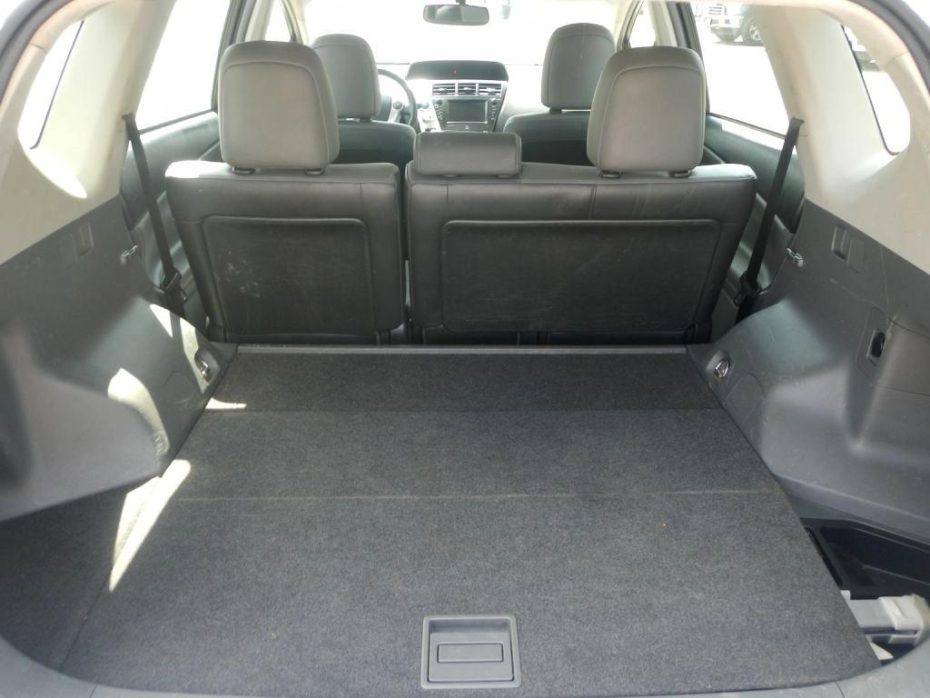 Toyota Prius V Five 2013