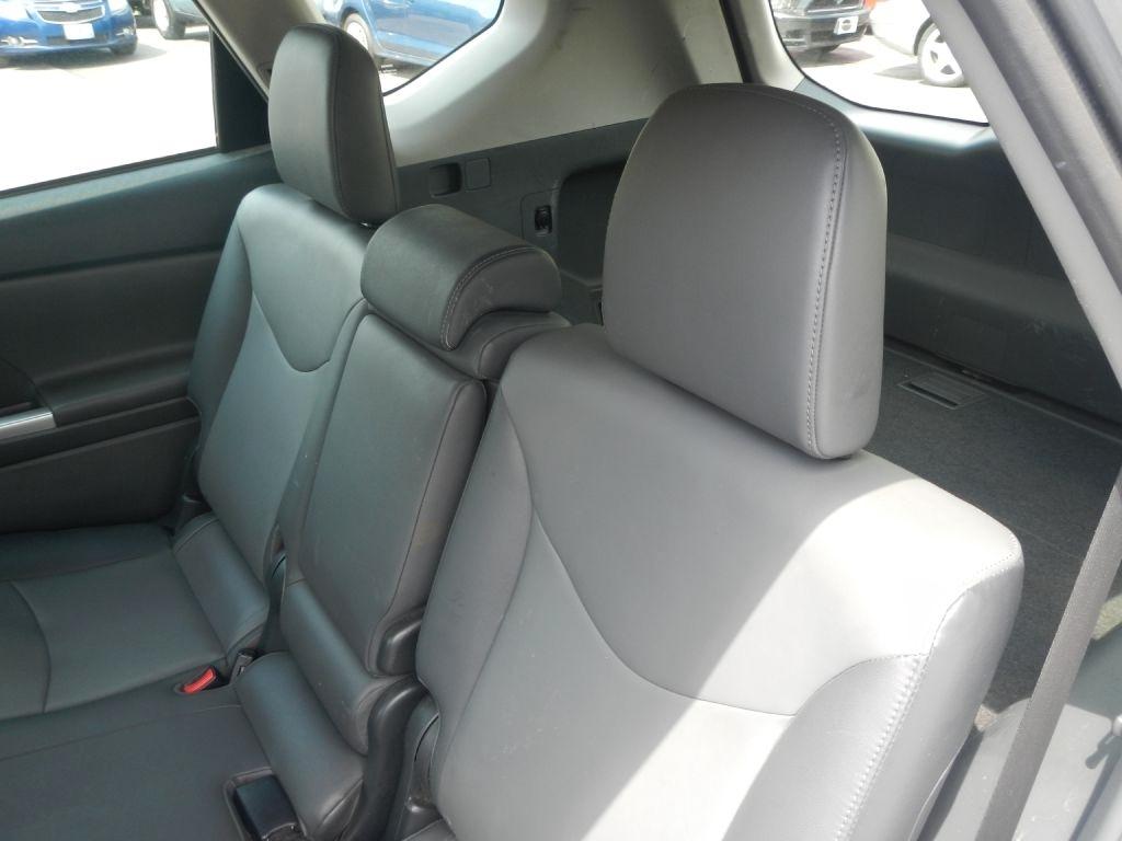 Toyota Prius V Five 2013