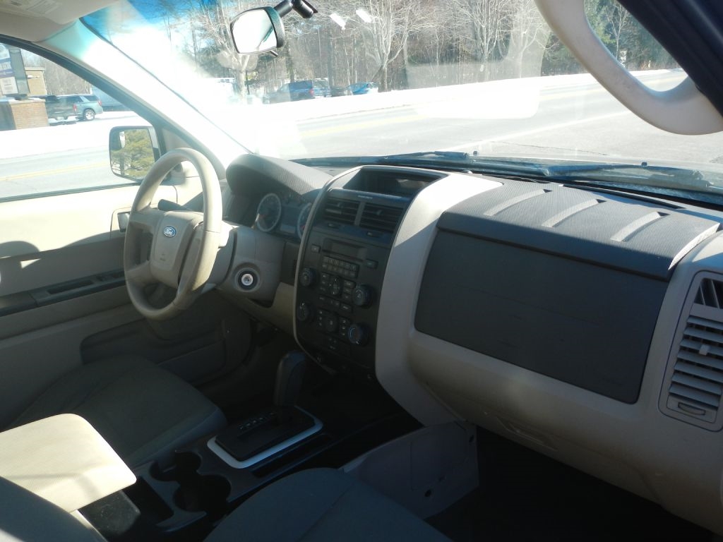 Ford Escape XLS FWD 2012