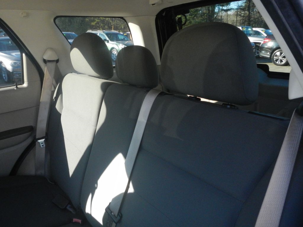 Ford Escape XLS FWD 2012
