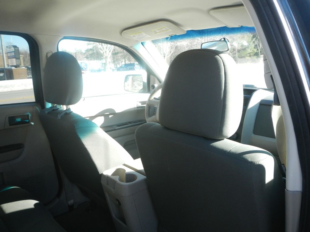 Ford Escape XLS FWD 2012