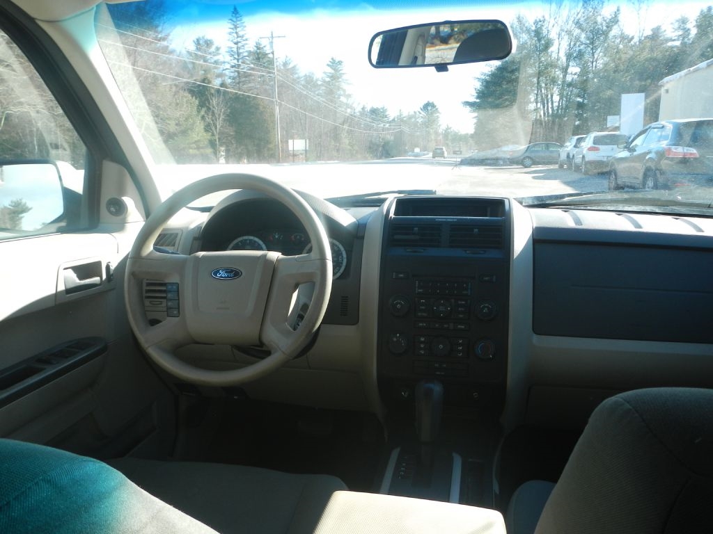 Ford Escape XLS FWD 2012