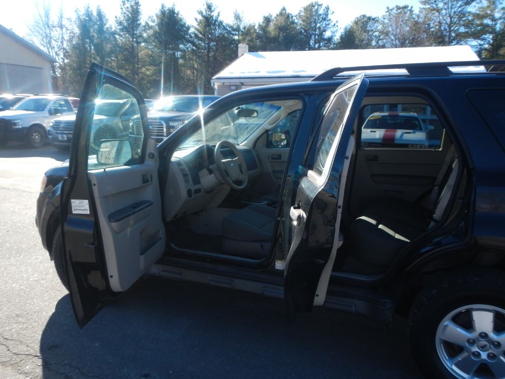 Ford Escape XLS FWD 2012