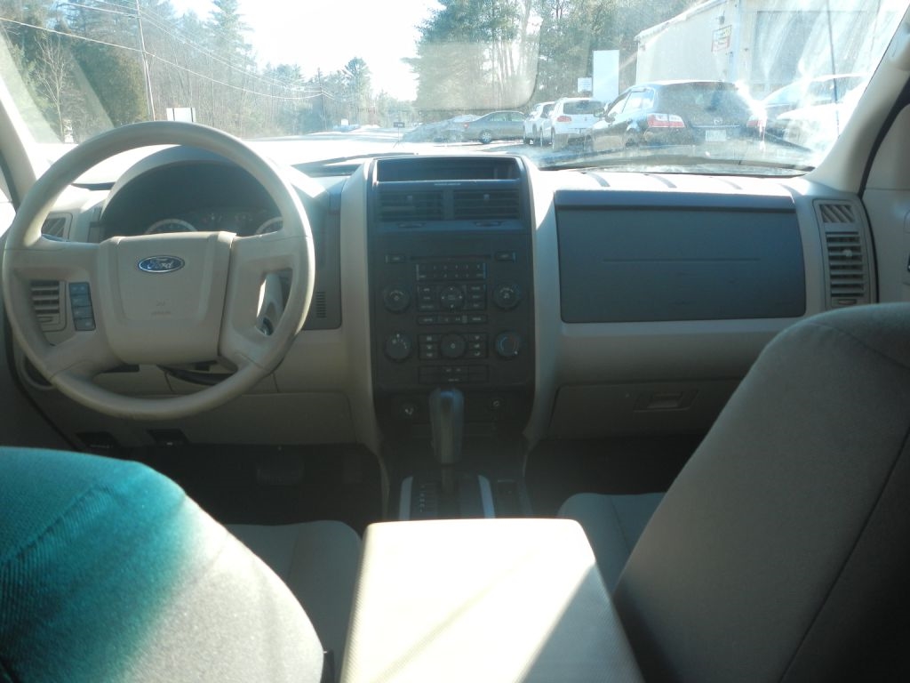 Ford Escape XLS FWD 2012