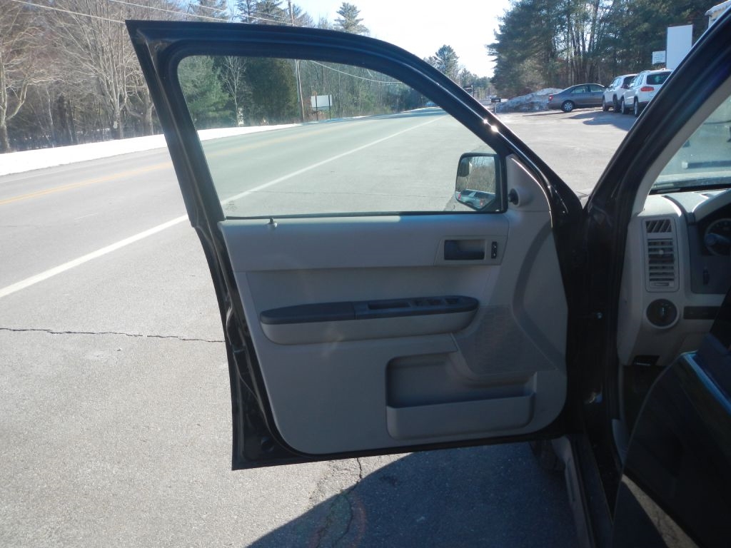 Ford Escape XLS FWD 2012