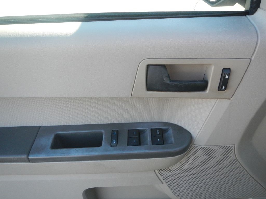 Ford Escape XLS FWD 2012