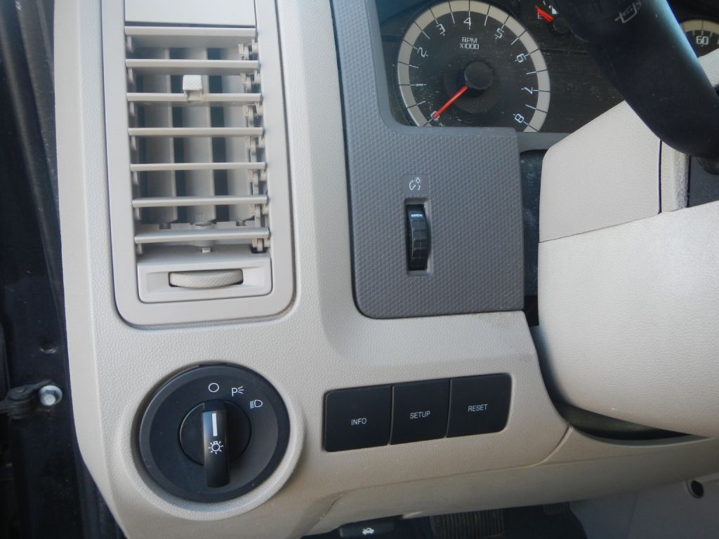 Ford Escape XLS FWD 2012