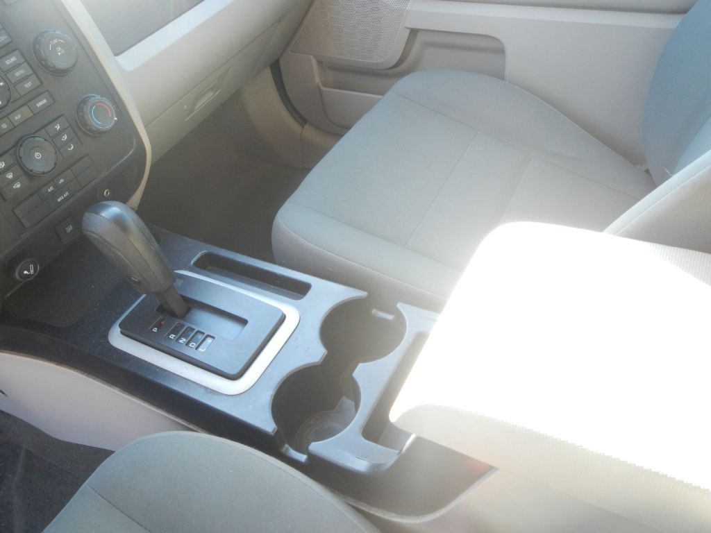 Ford Escape XLS FWD 2012