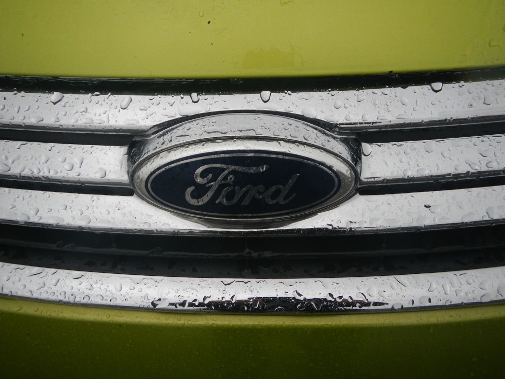 Ford Fiesta SE Sedan 2012