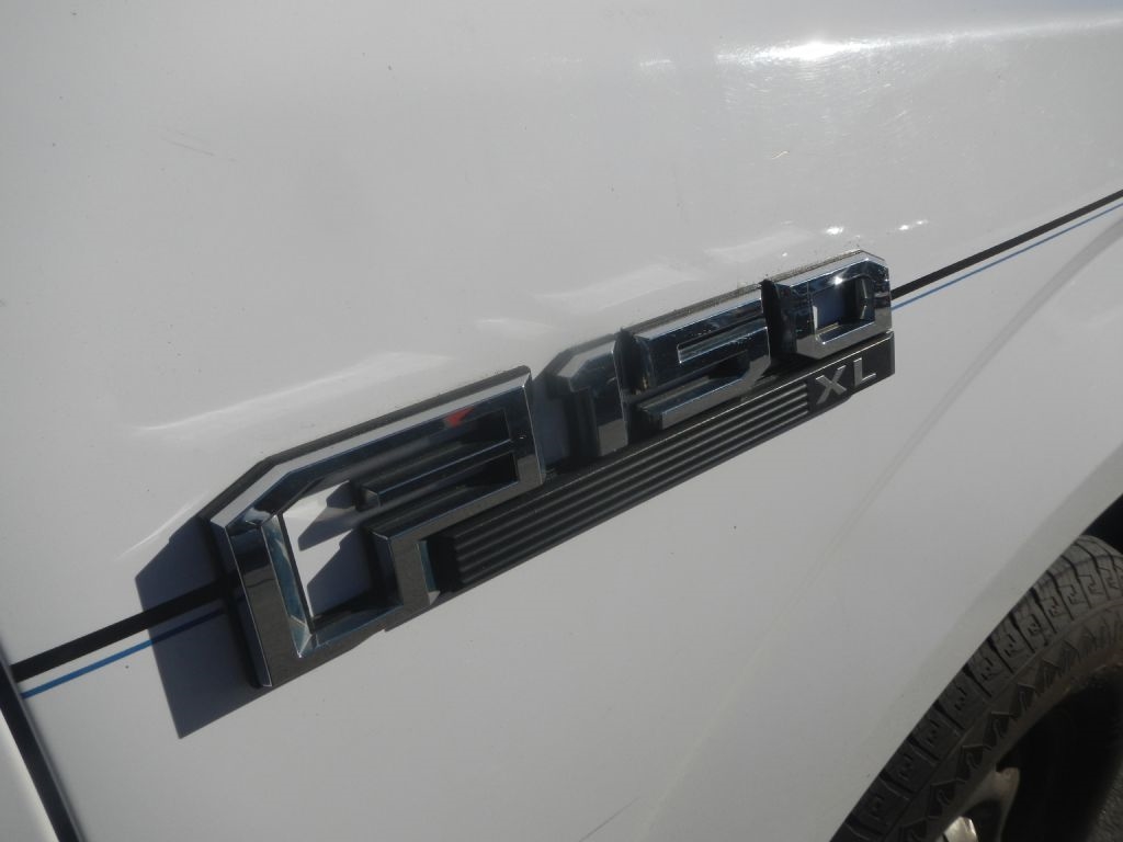 Ford F-150 XL 8-ft. Bed 2WD 2016