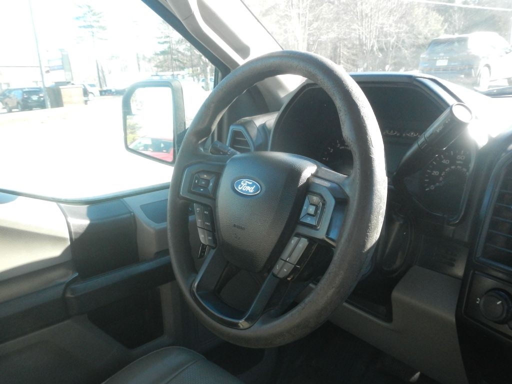 Ford F-150 XL 8-ft. Bed 2WD 2016
